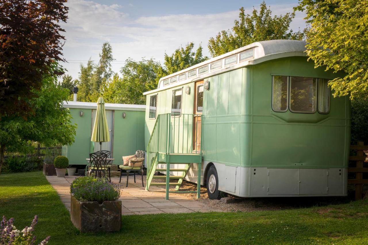 The Showman'S Waggon Хексем Экстерьер фото